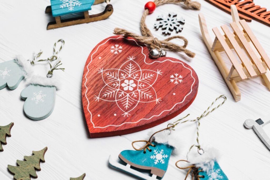 Paint Wooden Christmas Ornaments