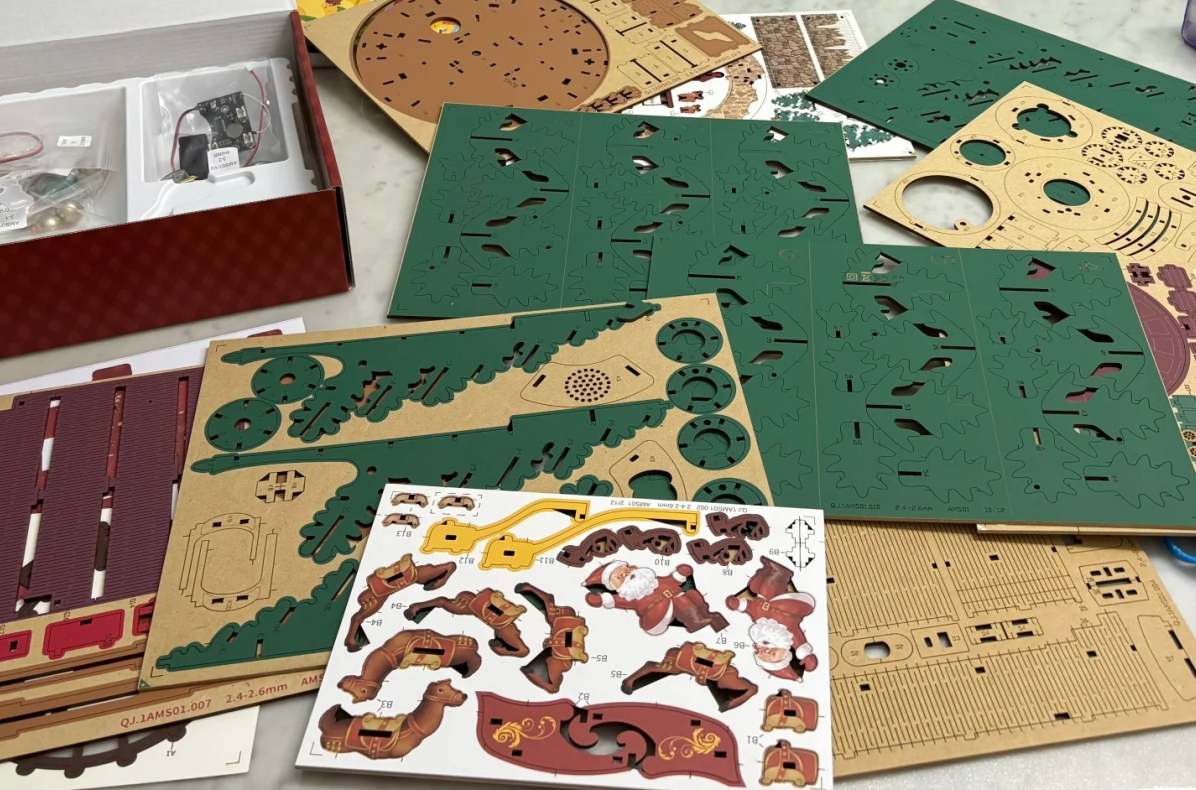 What Makes Miniature Kits So Relaxing? The Psychology Behind Tiny Worlds